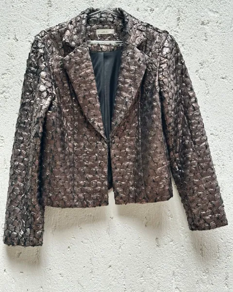 Jacket bronce labrada