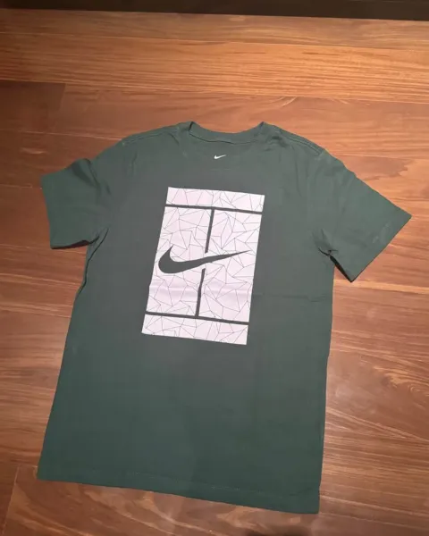 Nike tennis tee