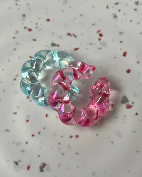 Earcuffs traslucidos