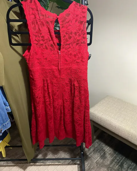 Vestido de fiesta encaje rojo