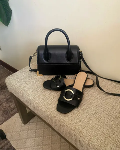 Sandalias negras de mujer