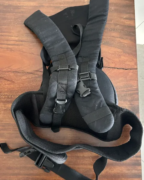 Cargador de bebé marca UPPA