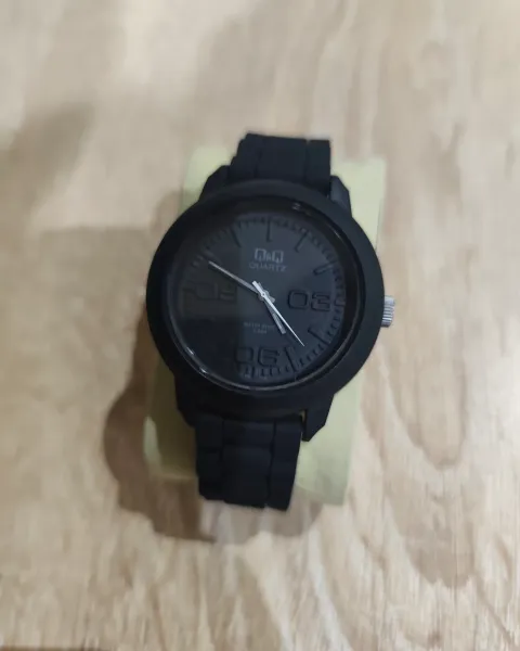 Q&Q quartz