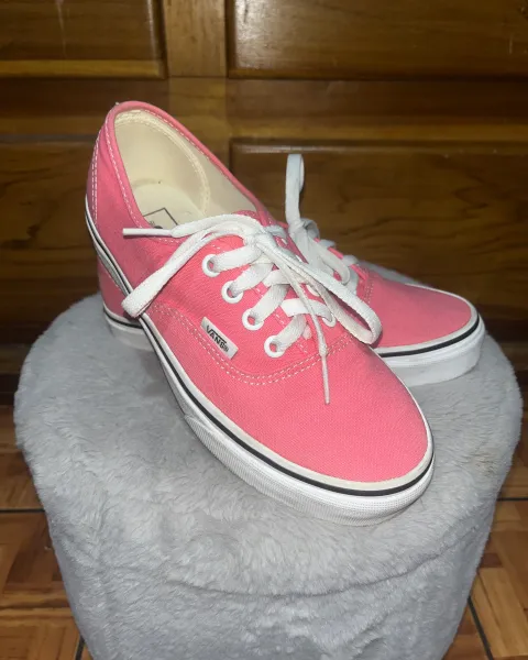 Tenis Vans originales.