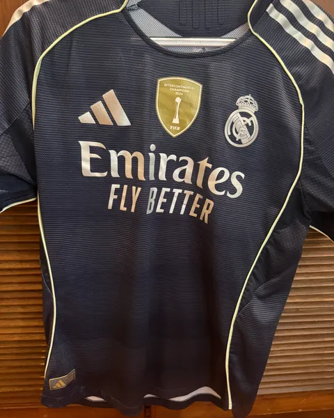 Camisa del Real Madrid 2025/26