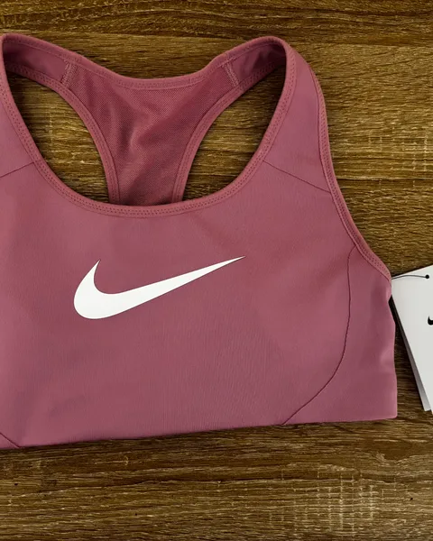 Top Nike