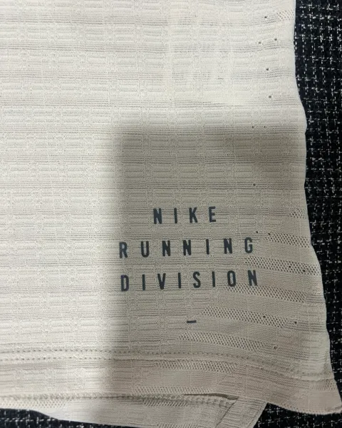 Camiseta deportiva sin mangas