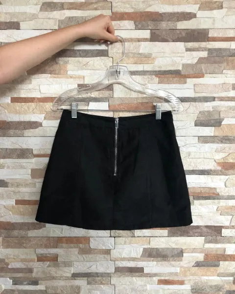 Falda - Enagua corta H&M / Negro / Talla 6 / Zipper frontal