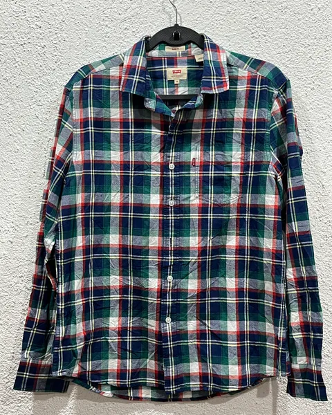 Levis nueva