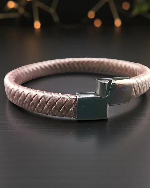 Pulsera en Cuero