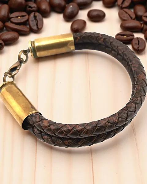 Pulsera en Cuero y Casquillos de Bala