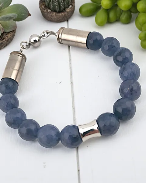 Pulsera en Piedra y Casquillos de Bala