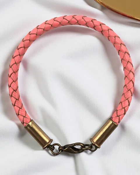 Pulsera en Cuero y Casquillos de Bala