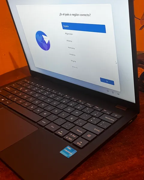 💻 Laptop ONN de 14”