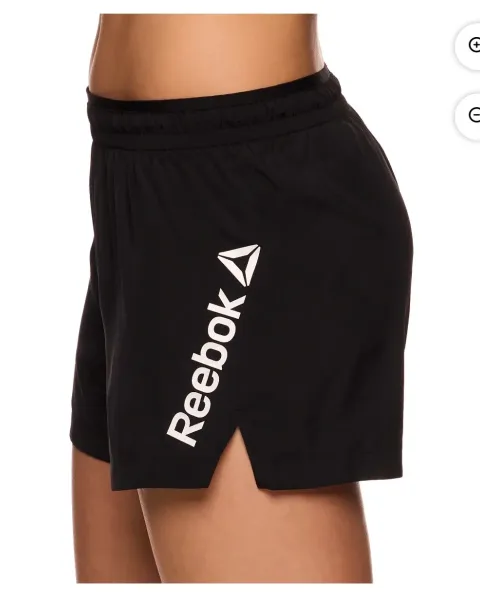Pantaloneta Reebok nueva