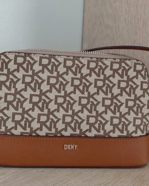 Bolso pequeño DKNY