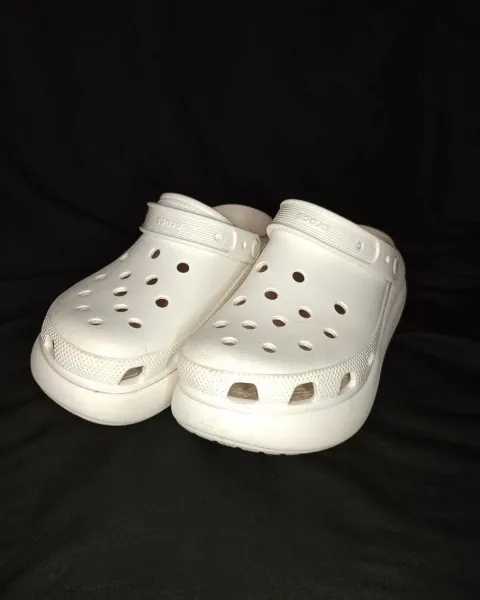 Crocs Blancos