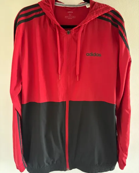 Sueta Adidas Roja y Negra Original con Gorro– Talla M