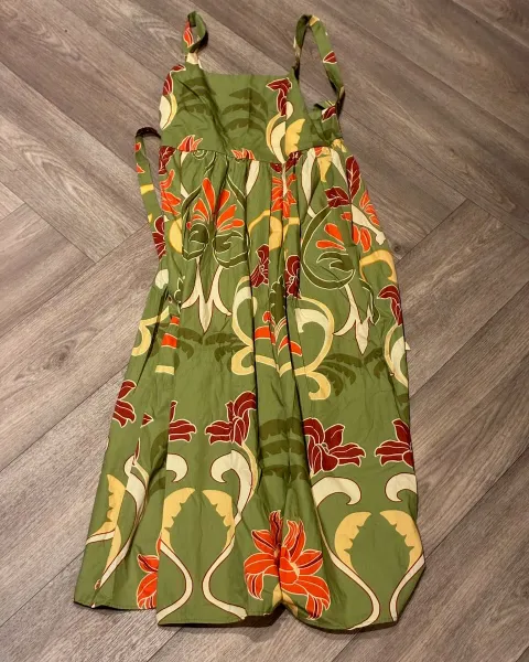 Hermoso vestido Zara estampado (Talla S)