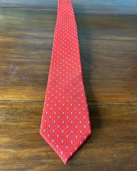 Vendo corbata Pineda Covalin color roja