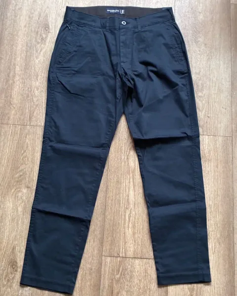 ✨ Pantalón Abercrombie & Fitch Athletic Slim – 30W x 30L