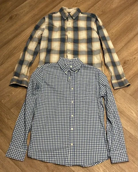 Combo de 2 Camisas Gap Slim Fit – Talla XS/S