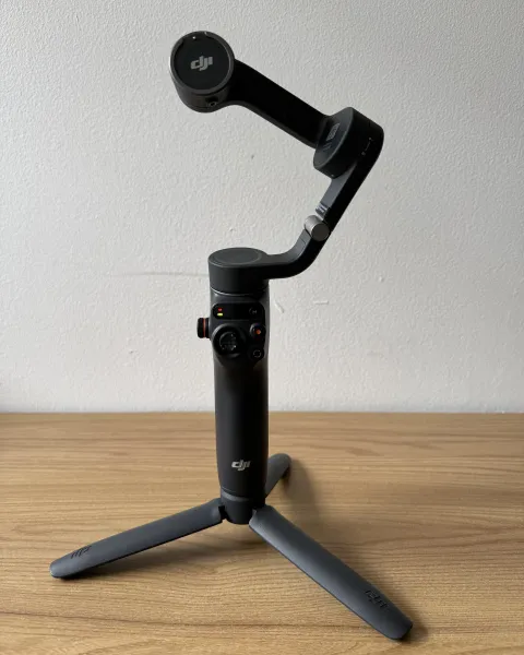 DJI Osmo Mobile en excelente estado