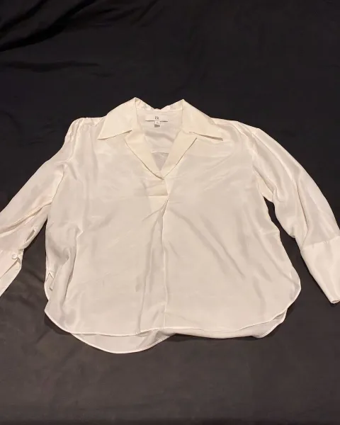 Blusa de seda Banana Republic – Talla M