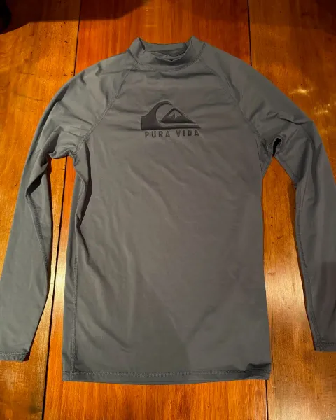 Camisa para agua Quiksilver Pura Vida Manga Larga Talla M