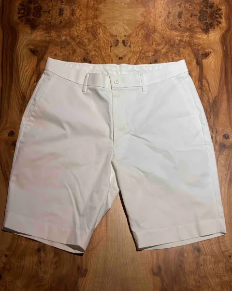 Short casual Uniqlo color blanco - Talla S