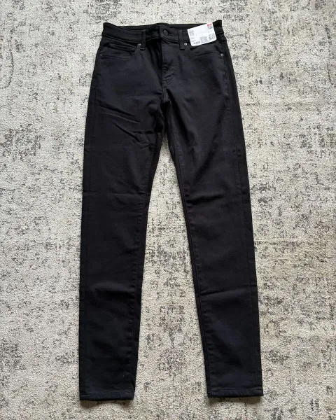 NUEVOS jeans Uniqlo Skinny Fit Negros – Talla 29x32