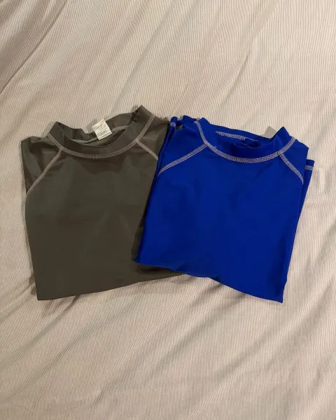 Combo de 2 Rashguard City Threads Manga Corta para Niño Talla 12