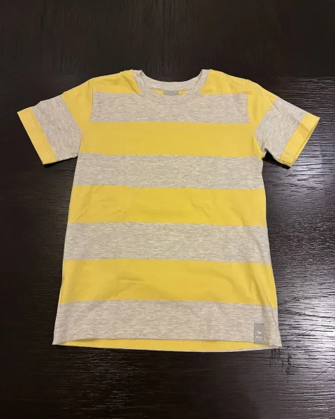 Camisa niño M&C a rayas grises y amarillas – Talla 8