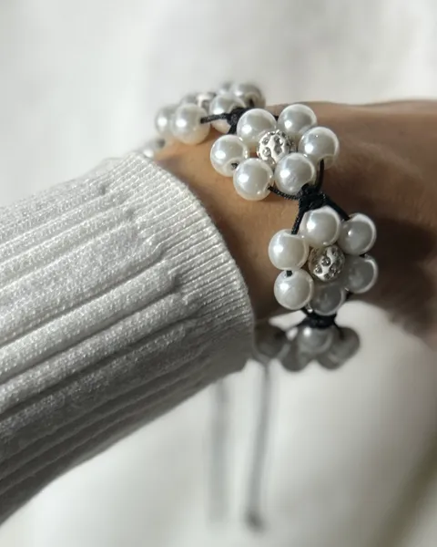 Pulsera con perlas