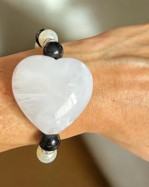 Pulsera con Perlas corazón blanco