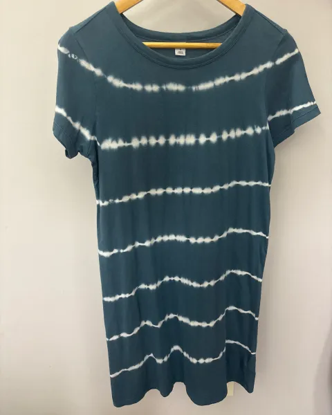 Vestido turquesa teñido