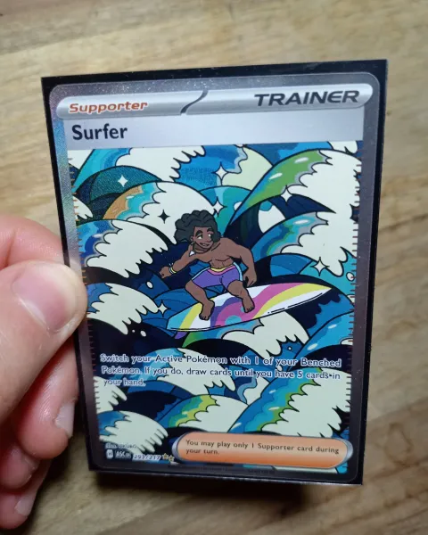 Carta pokemon. Surfer.