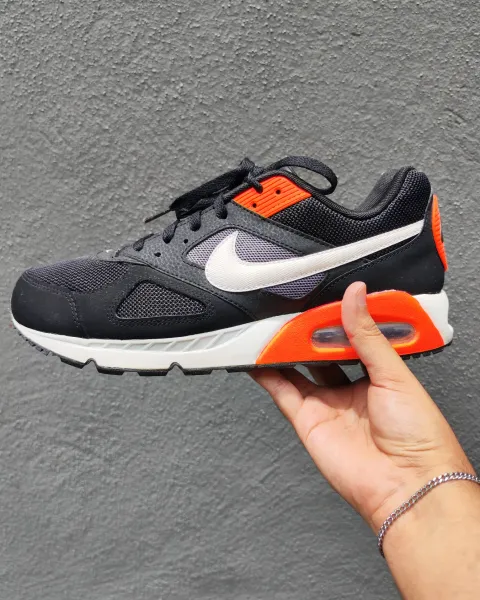 Nike Air max IVO