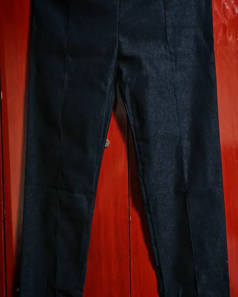 Pantalón negro