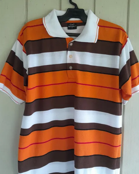 Camisa Tipo polo colores cálidos