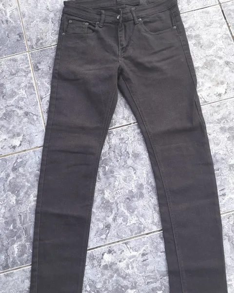 Pantalón Jeans Negro