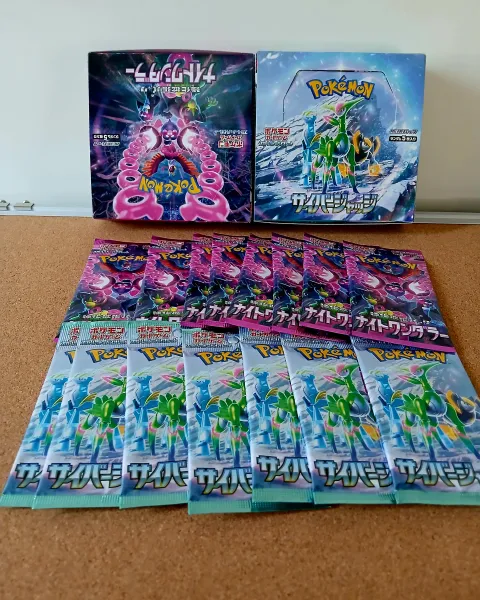 Sobres Pokemon Japoneses Night Wanderer (SV6a) y Cyber Judge (SV5M) del TCG de Pokémon