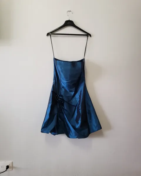 Vestido Azul Satinado de Gala