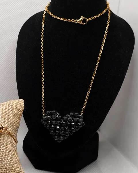 Collar de corazón